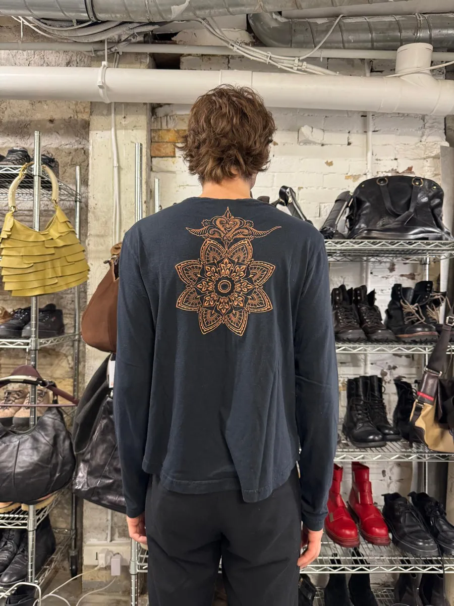 2000s Roberto Cavalli Navy Back Embroidered Henley Longsleeves - Image 3