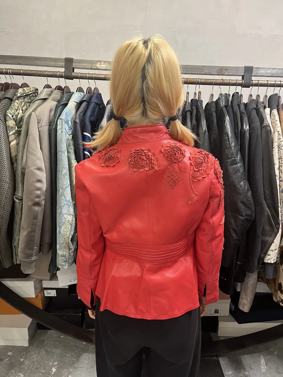 2000s Roberto Cavalli Roses Flowers Patchwork Red Leather Jacket - Image 4