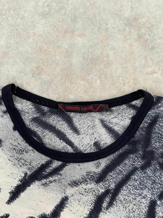 2000s Roberto Cavalli Tactical Savage Blue & White Longsleeves - Image 7