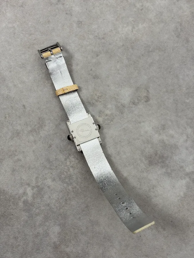 2000s Roberto Cavalli White Bracelet Tank Watch - Image 5