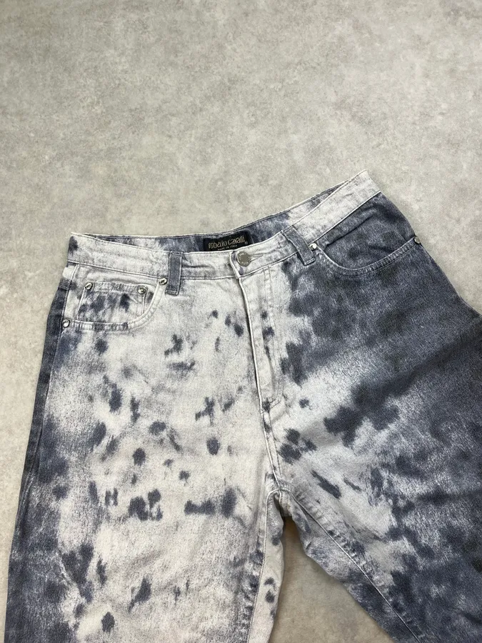 2000s Roberto Cavalli White & Navy Nighscale Stained Pants - Image 6