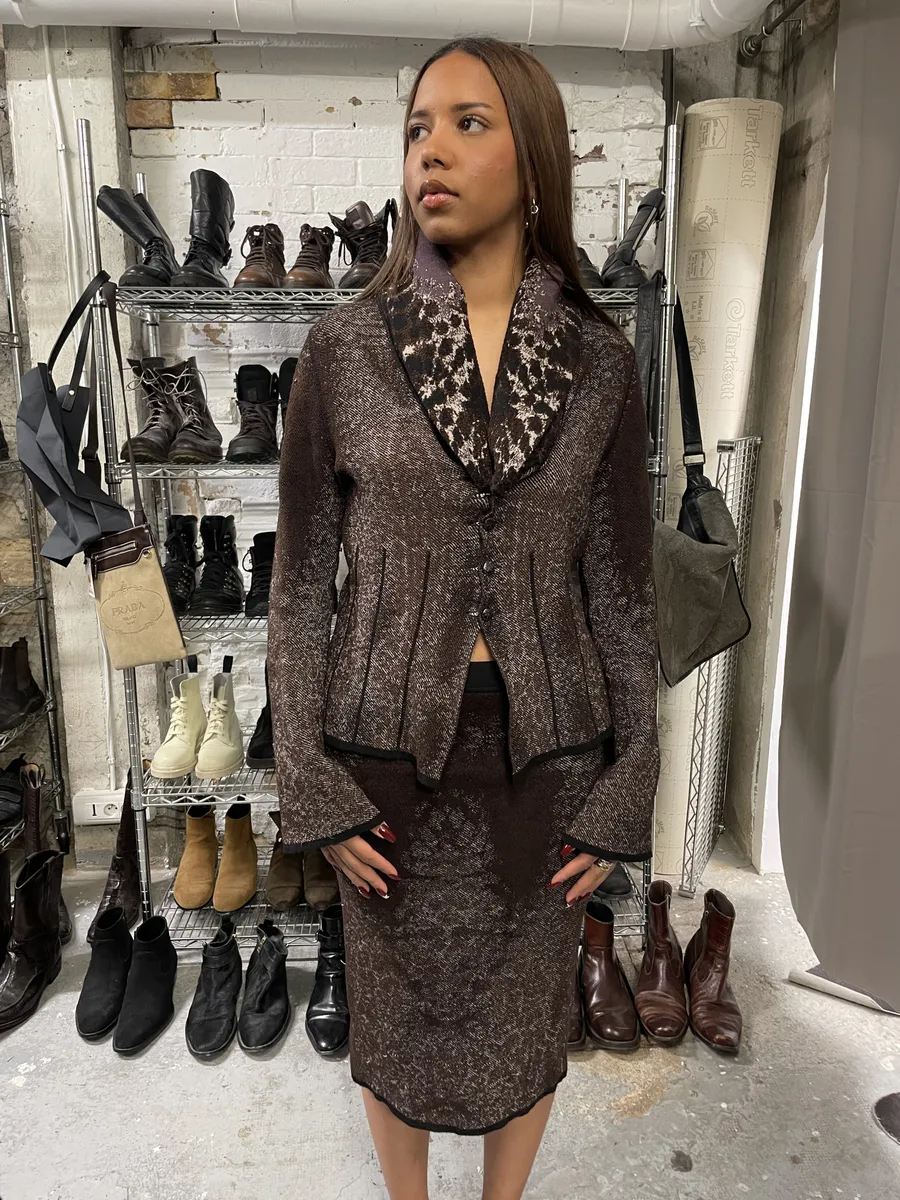 2000s Roberto Cavalli Wool Abstract Leopard Pattern Skirt & Jacket Set - Image 7