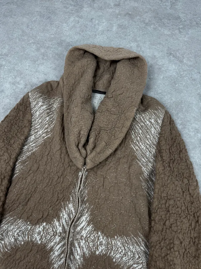 2000s Roberto Cavalli Wrinkled Texture Beige Wrist Fur Long Jacket - Image 6