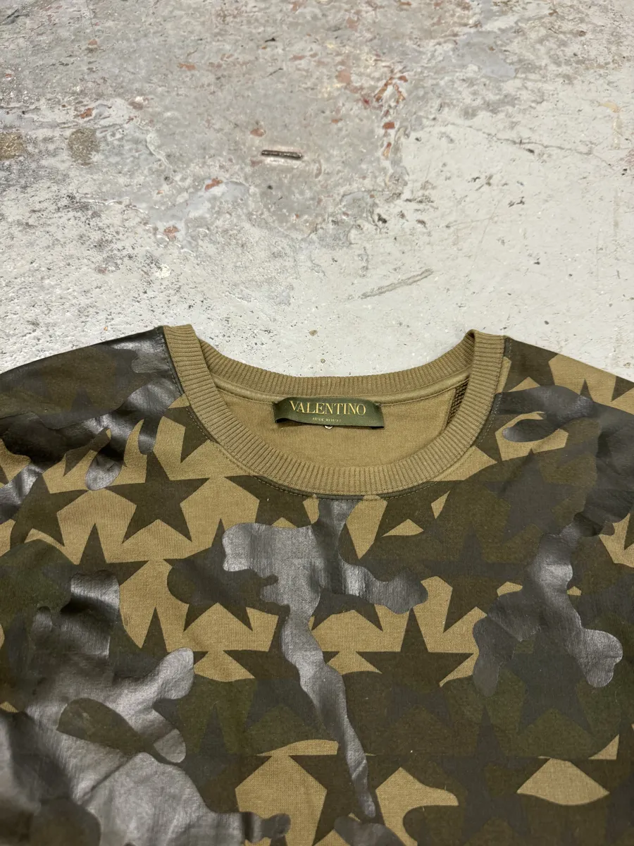 2000s Valentino Camo Stars Khaki Sweater - Image 10