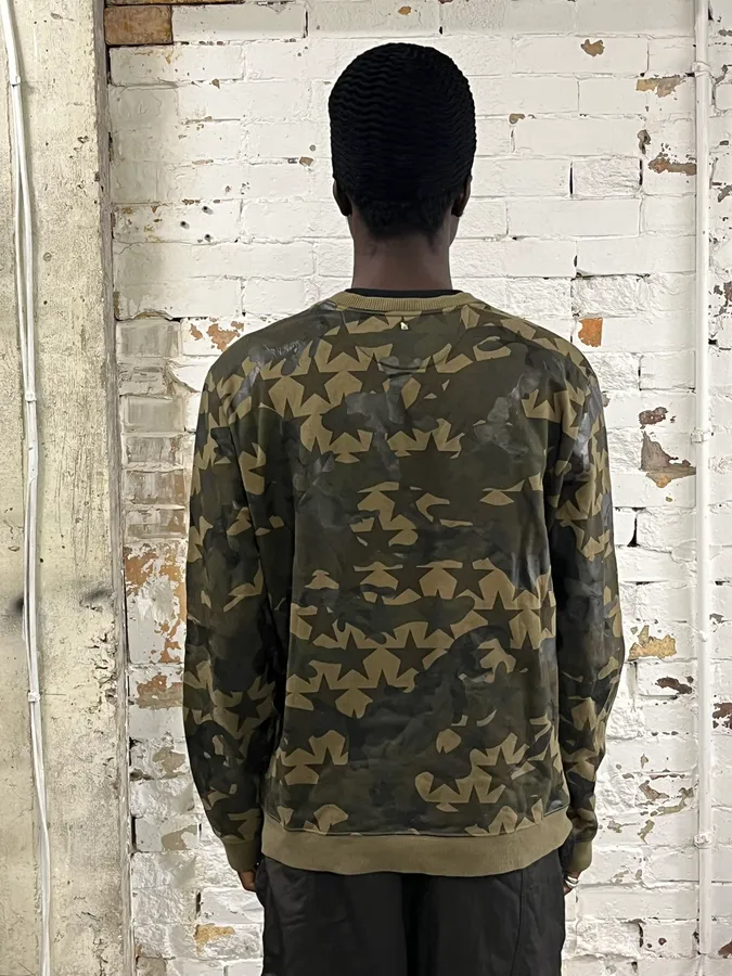 2000s Valentino Green Camo Stars Sweater - Image 3