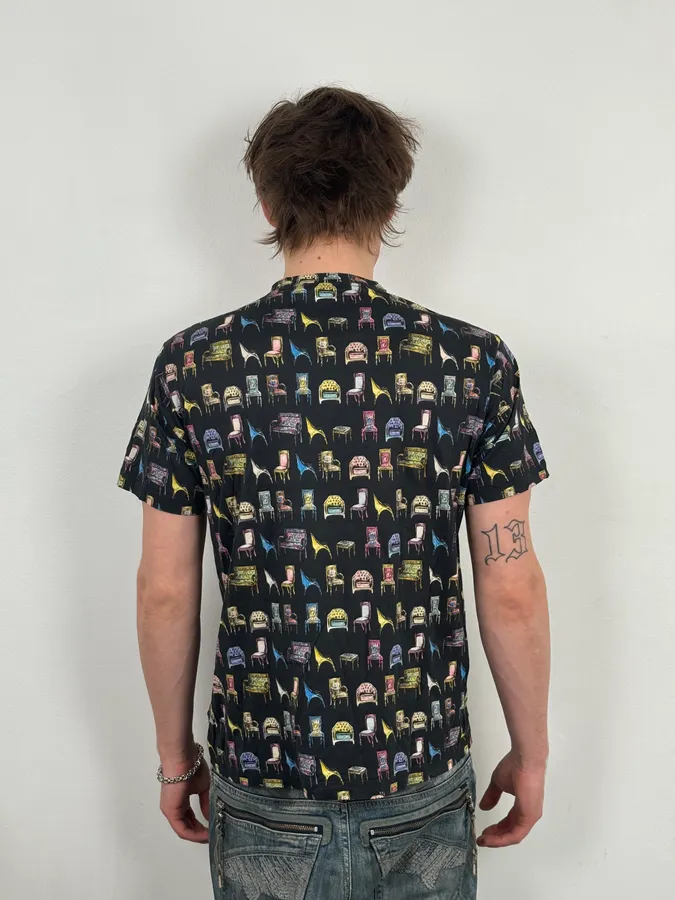 2000s Versace Black Comfortable Chairs T-Shirt - Image 3