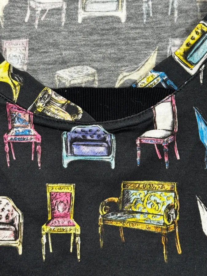 2000s Versace Black Comfortable Chairs T-Shirt - Image 8
