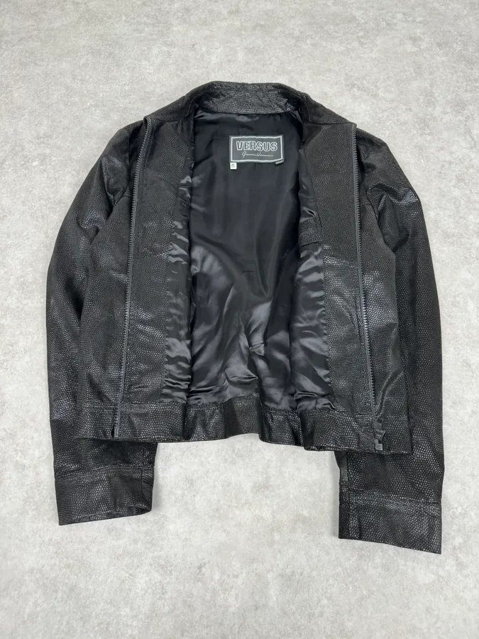2000s Versace Black Grained Leather Jacket - Image 8
