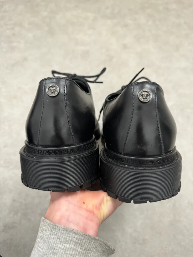 2000s Versace Black Leather Oxford Derby Boots - Image 7