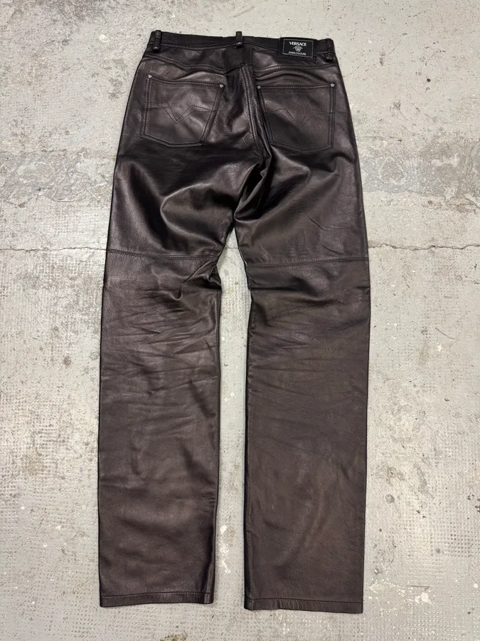 2000s Versace Black Leather Pants - Image 9