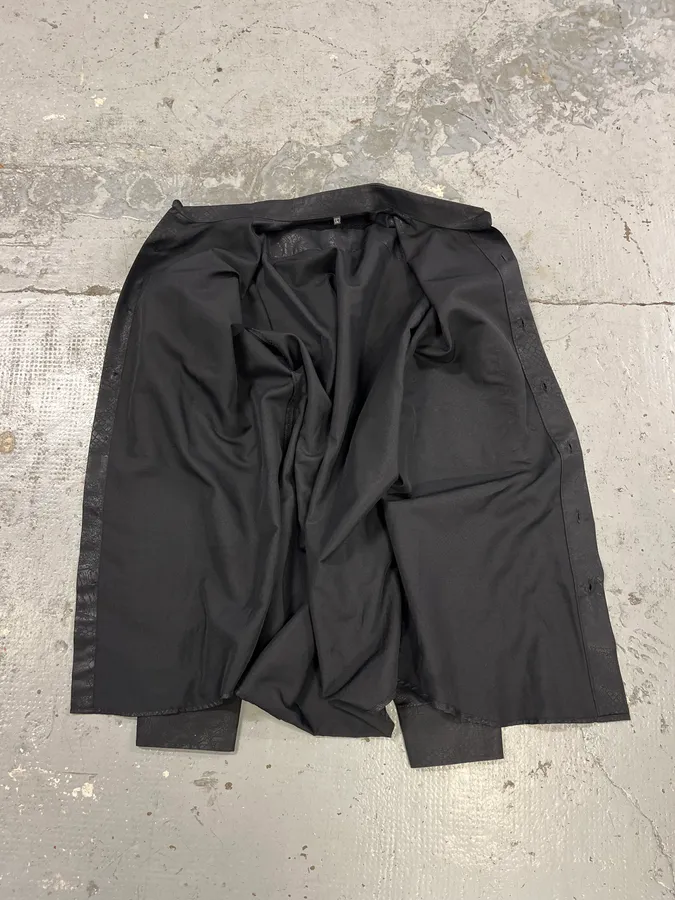 2000s Versace Crocodile Effect Black Shirt - Image 10