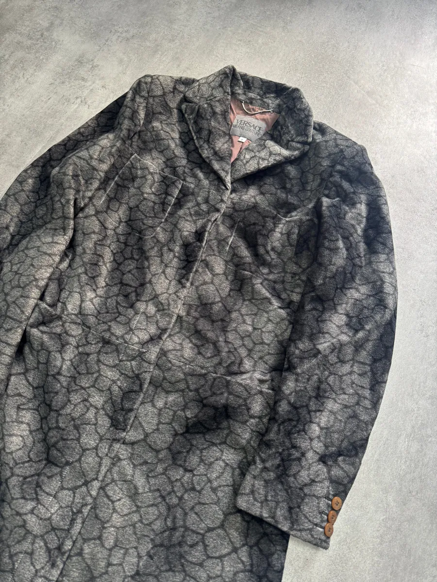 2000s Versace Grey Dark Shell Long Coat - Image 4