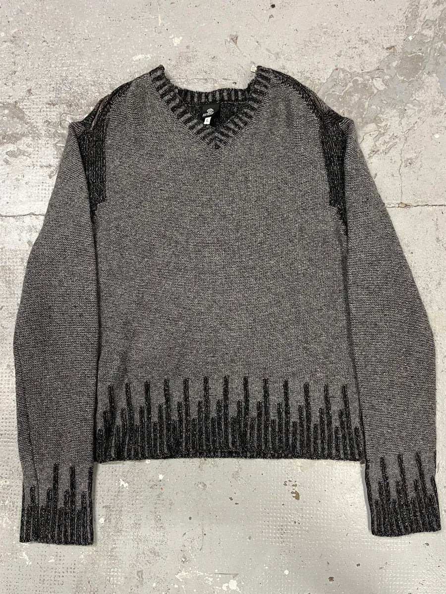 2000s Versace Grey Wool V-Neck Sweater - Image 5