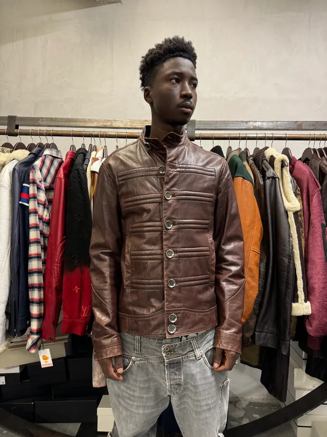 2000s Versace Napoleon Brown Leather Jacket - Image 2