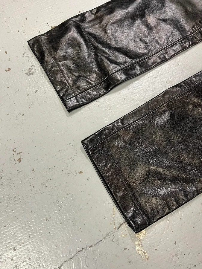 2000s Versace Oil Spill Black Premium Leather Pants - Image 10