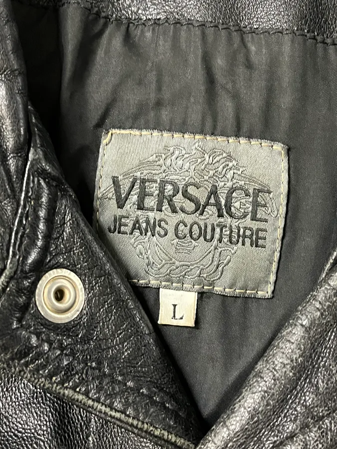 2000s Versace Trucker Black Leather Jacket - Image 9