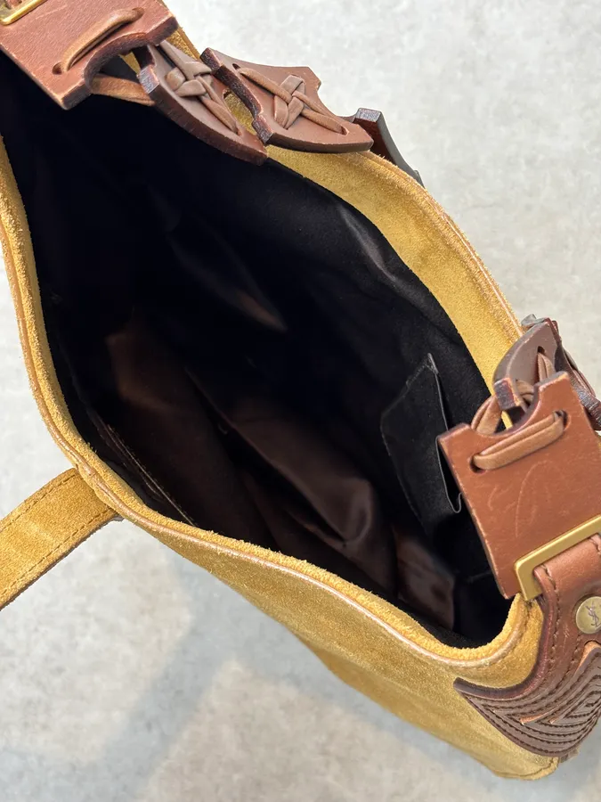 2000s Yves Saint Laurent Beige Suede Leather Interlaced Handle Bag - Image 10