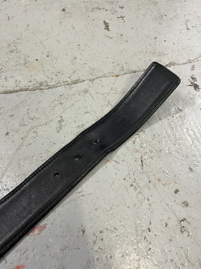 2000s Yves Saint Laurent Black Leather Belt with Silver Buckle - Image 9