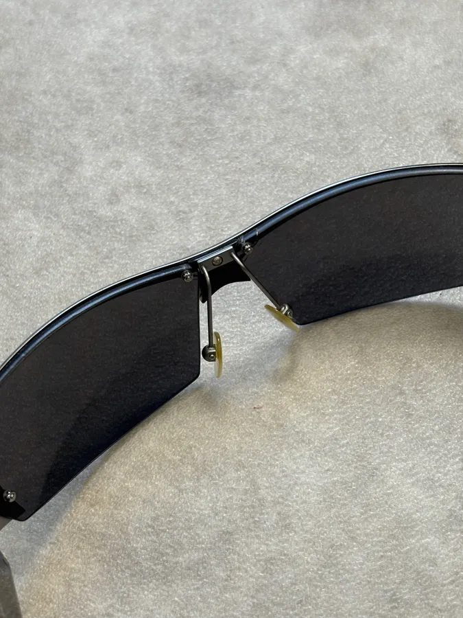 2000s Yves Saint Laurent Black Metal Shield Sunglasses - Image 11