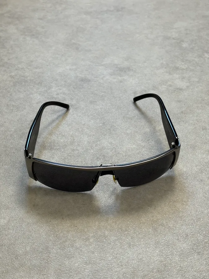 2000s Yves Saint Laurent Black Metal Shield Sunglasses - Image 5