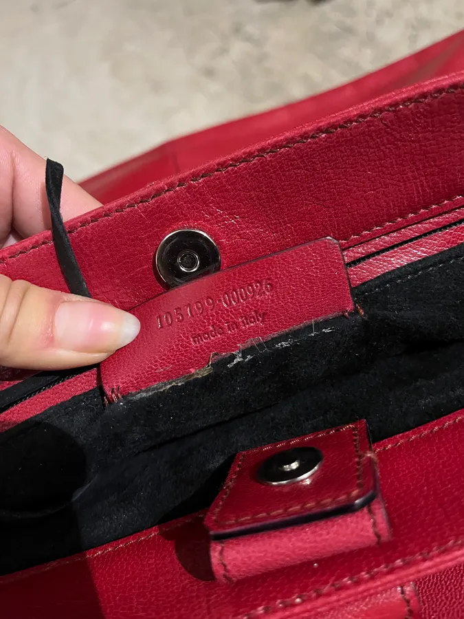 2000s Yves Saint Laurent By Tom Ford Red Leather Mombasa Black Horn Handle Bag - Image 12