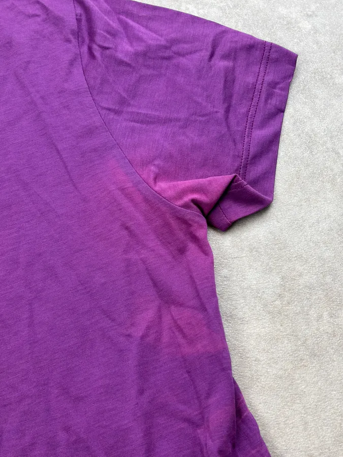 2000s Yves Saint Laurent Purple Logo T-Shirt - Image 7