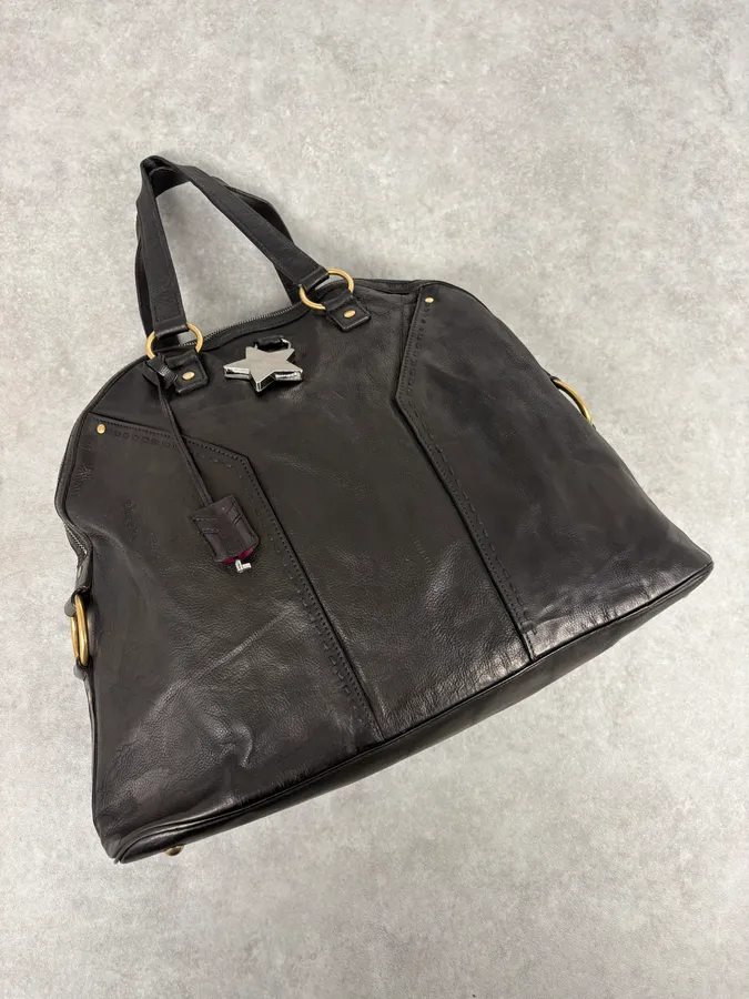 2000s Yves Saint Laurent Star Black Shiny Leather Handle Bag - Image 4