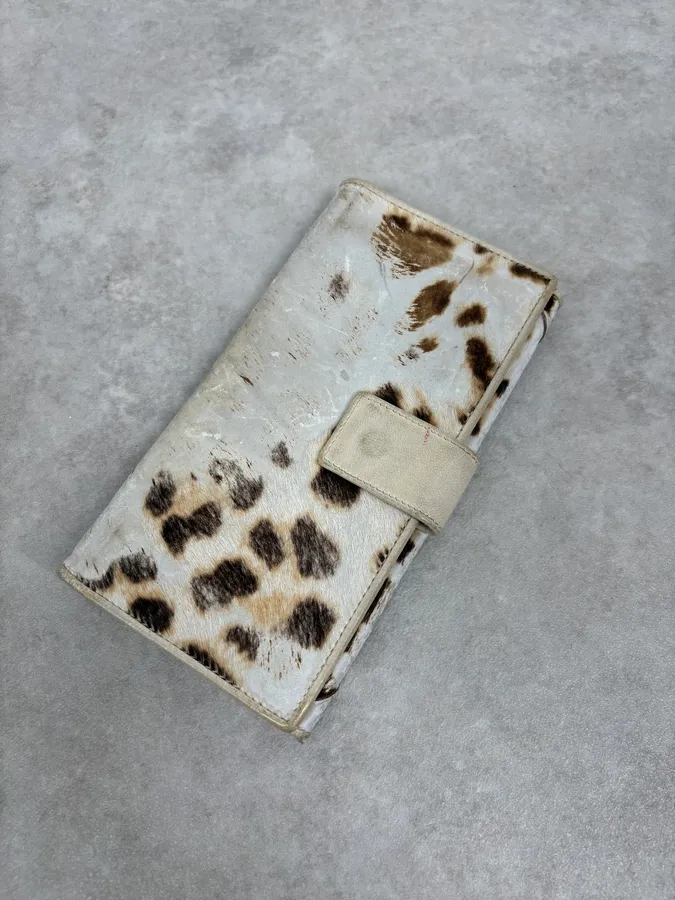 2000s Yves Saint Laurent White Ponyhair Leather Wallet - Image 3