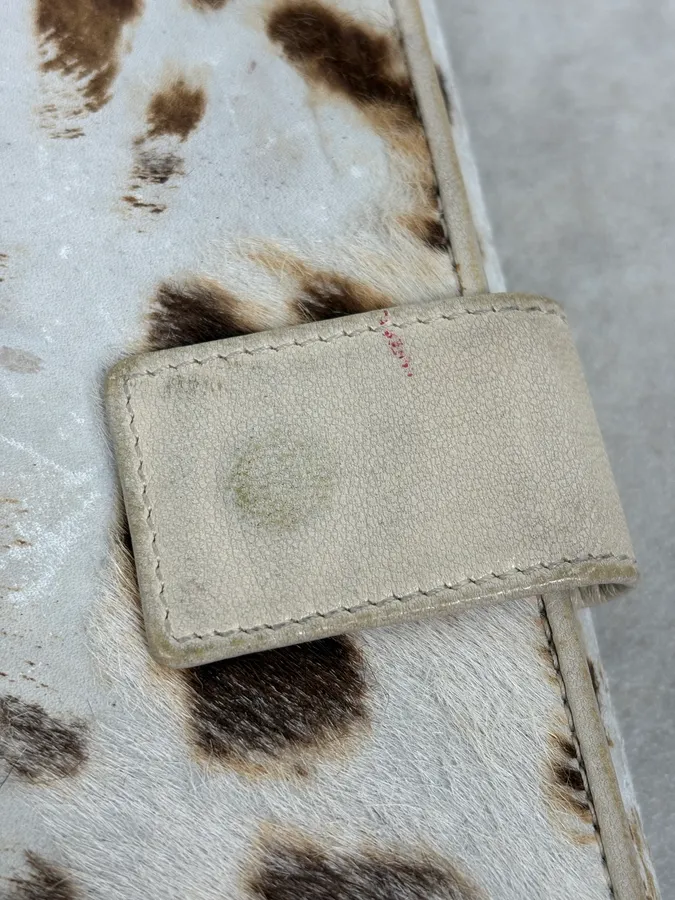2000s Yves Saint Laurent White Ponyhair Leather Wallet - Image 9