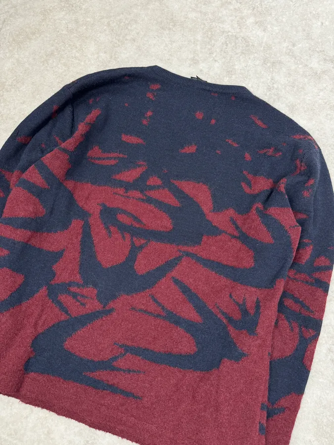 2010s Alexander McQueen Red & Navy Contemporary Sweater - Image 6