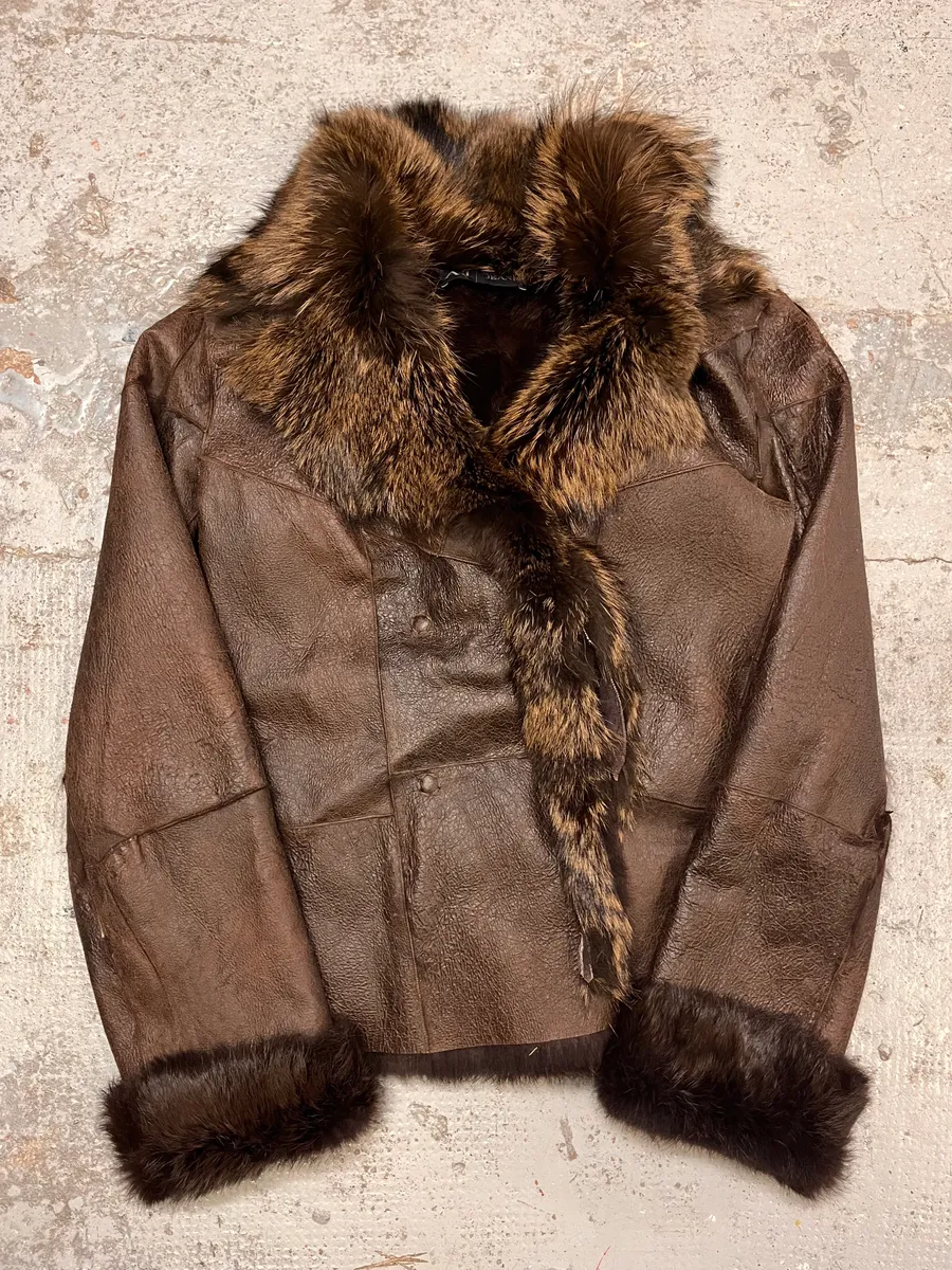 2010s Armani Fur Collar Painted Brown Leather Jacket - Image 4