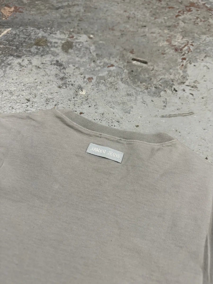 2010s Armani Rock Bubble Fantasy Grey T-Shirt - Image 7