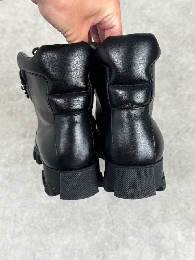 2010s Balenciaga Black High Combat Leather Boots - Image 7