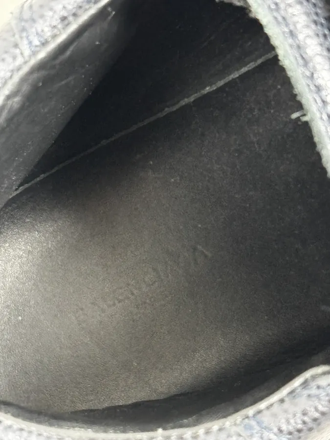2010s Balenciaga Dark Navy Arena Grained Leather High Sneakers - Image 9