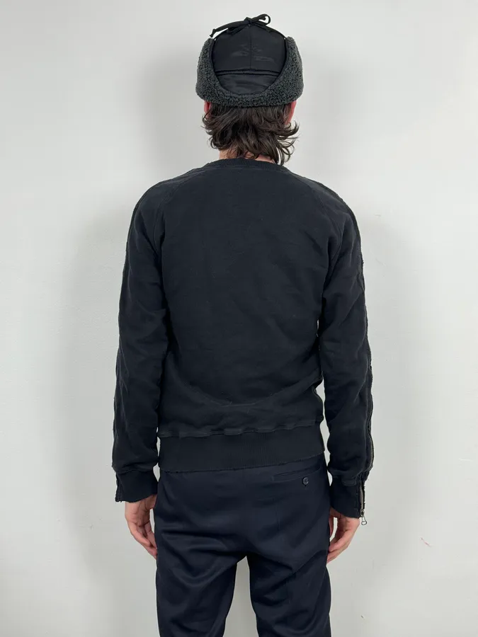 2010s Balmain Black Zip-Shoulder Distressed Sweater - Image 3