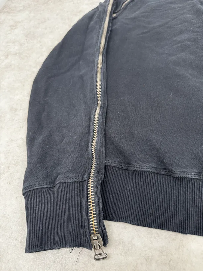 2010s Balmain Black Zip-Shoulder Distressed Sweater - Image 9