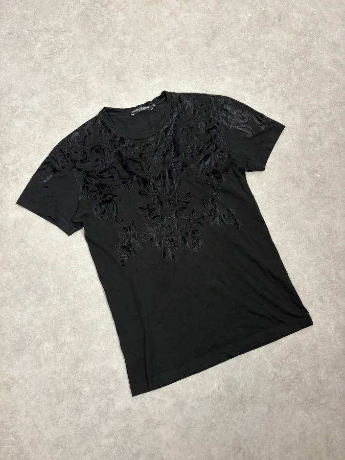 2010s Dolce & Gabbana Black Embroidered T-Shirt - Image 4