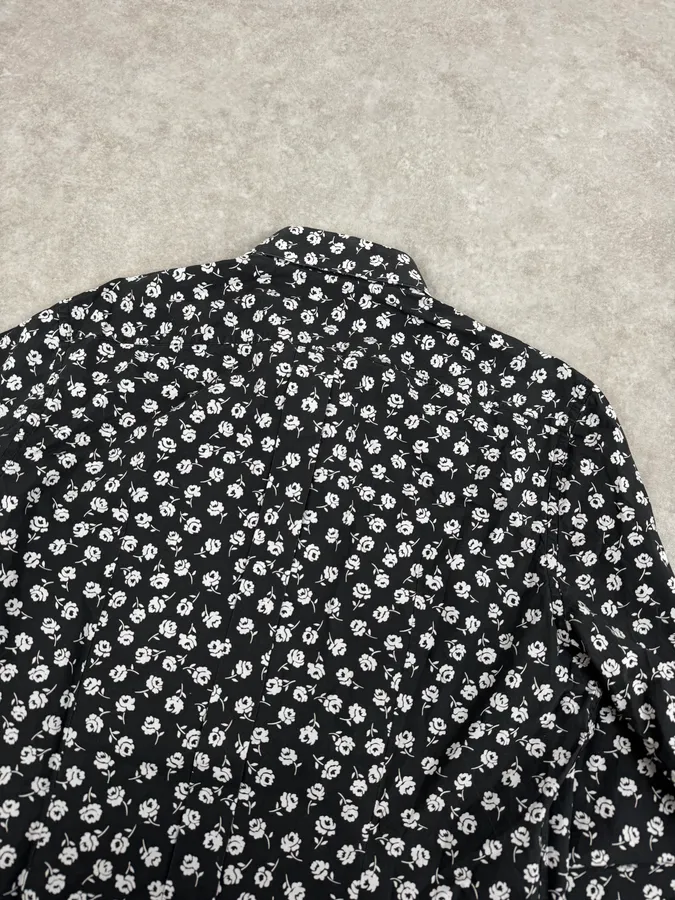 2010s Dolce & Gabbana Black & White Floral Premium Shirt - Image 6