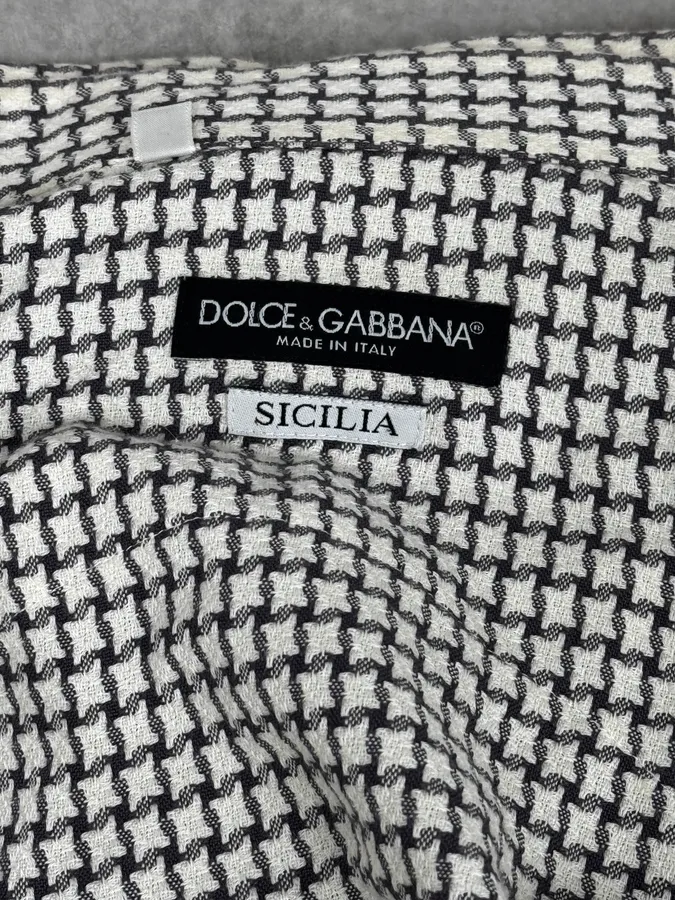 2010s Dolce & Gabbana Black & White Sicilian Premium Shirt - Image 11