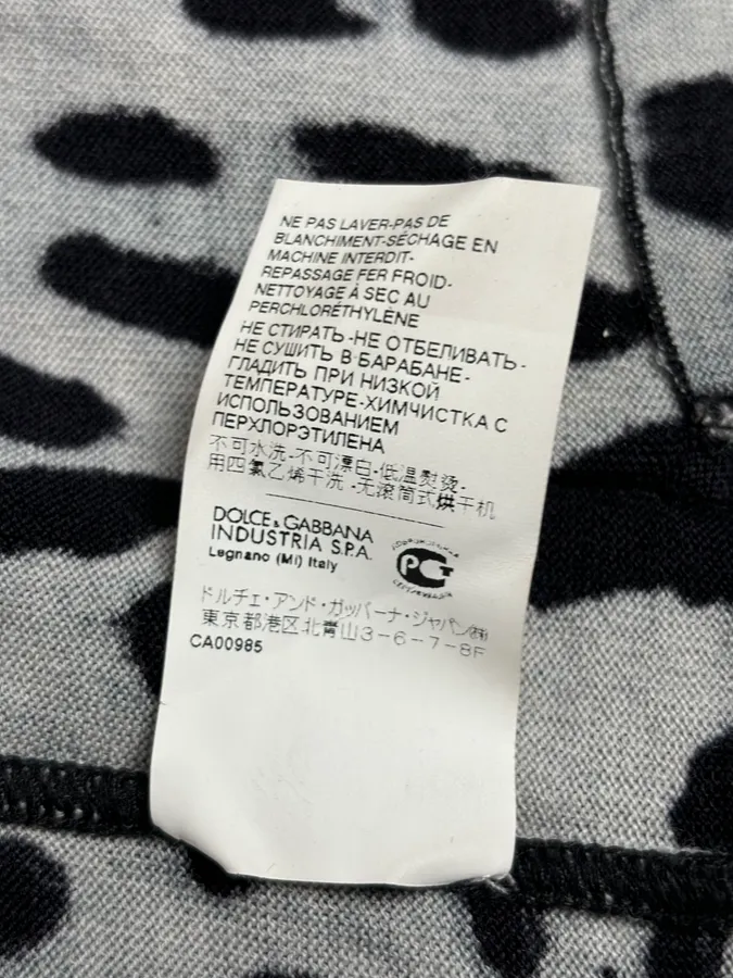 2010s Dolce & Gabbana Blue Wool Leopard Print Cardigan Sweater - Image 11