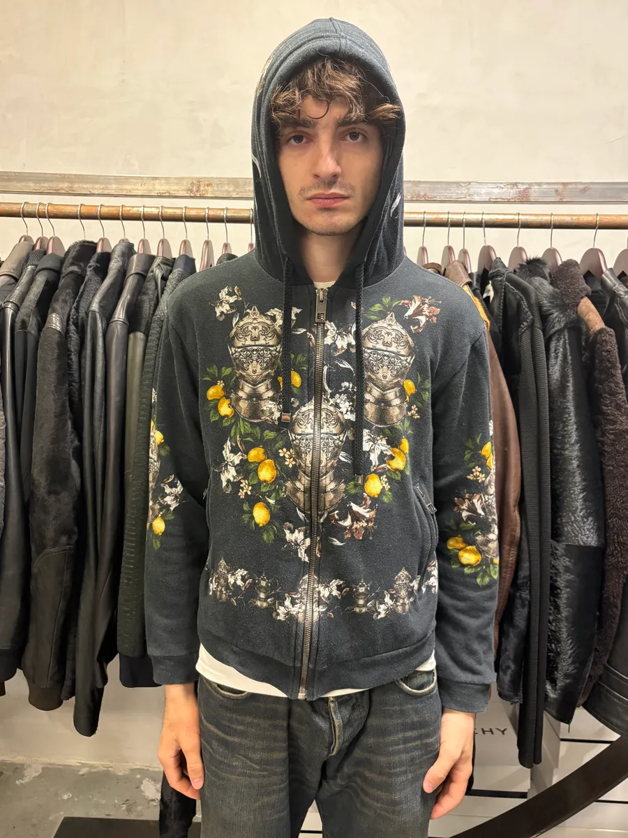 2010s Dolce & Gabbana Contemporary Soldier Lemon World Black Sweatshirt - Image 2