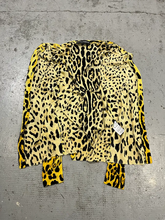 2010s Dolce & Gabbana Leopard Black & Yellow Cardigan - Image 8
