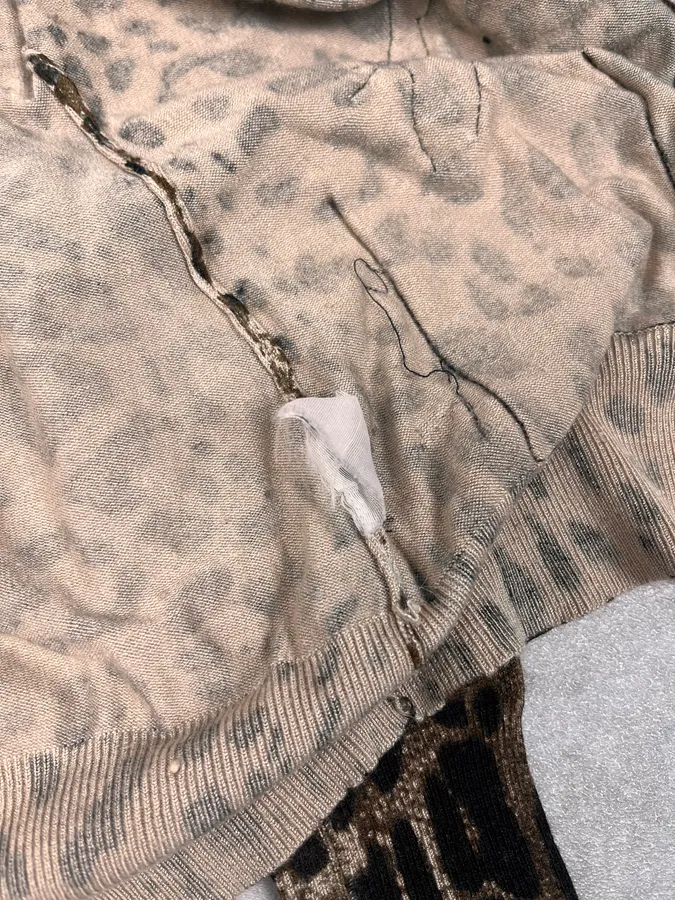 2010s Dolce & Gabbana Leopard Print Cardigan - Image 10