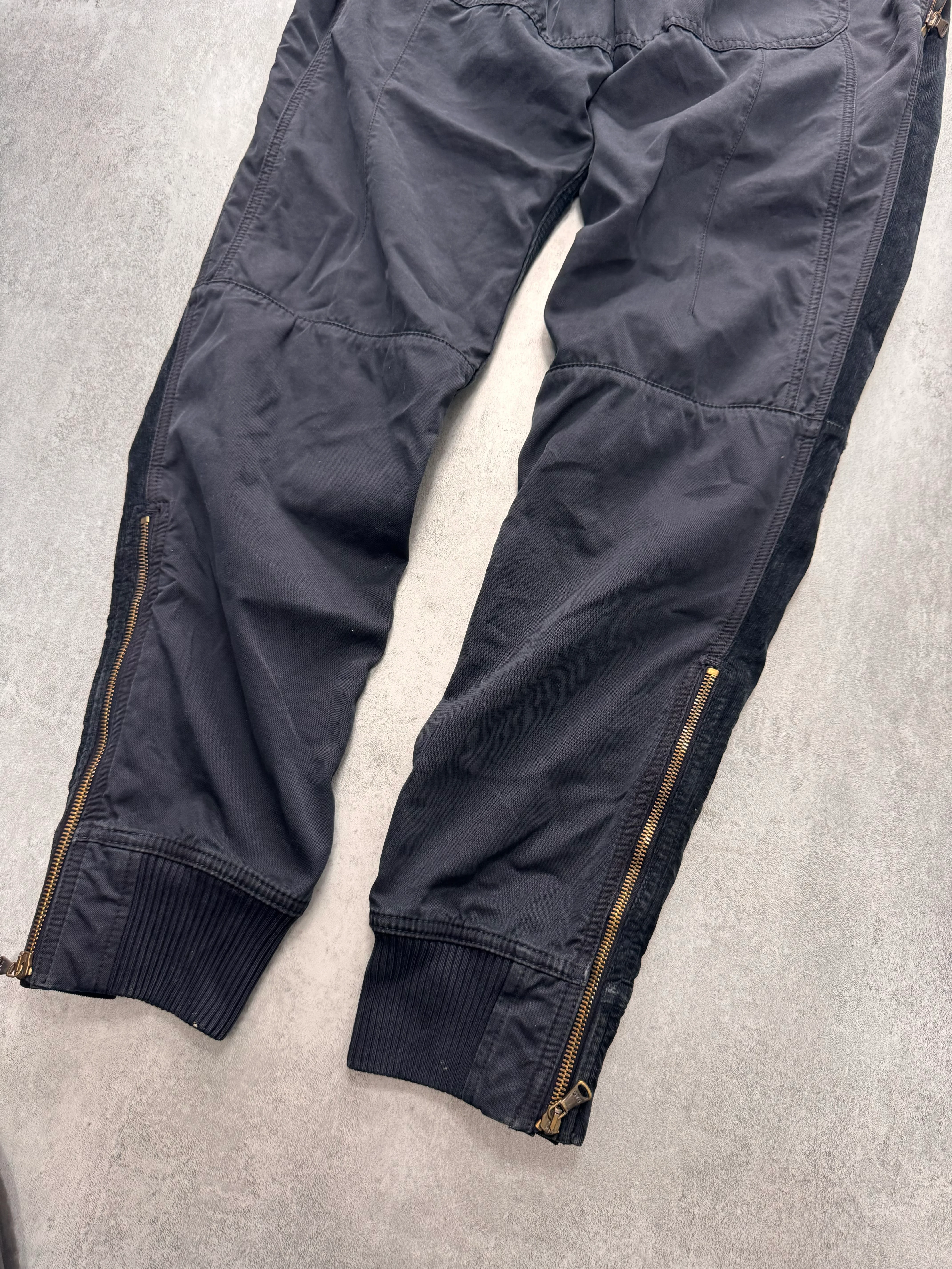 2010s Dolce & Gabbana Navy Hybrid Velvet Cargo Pants - Image 5