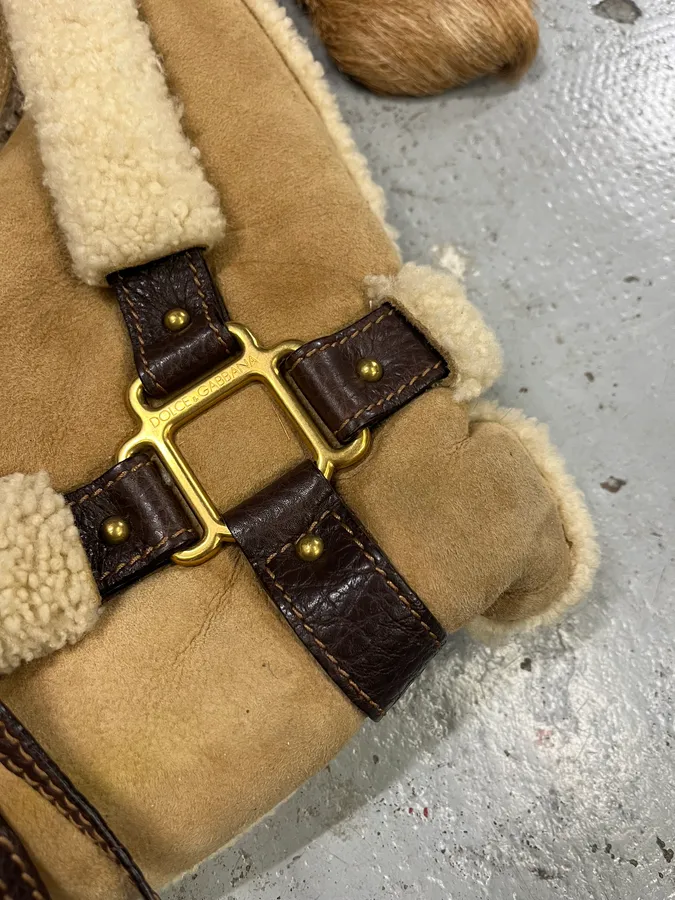 2010s Dolce & Gabbana Shearling Beige Shoulder Bag - Image 4