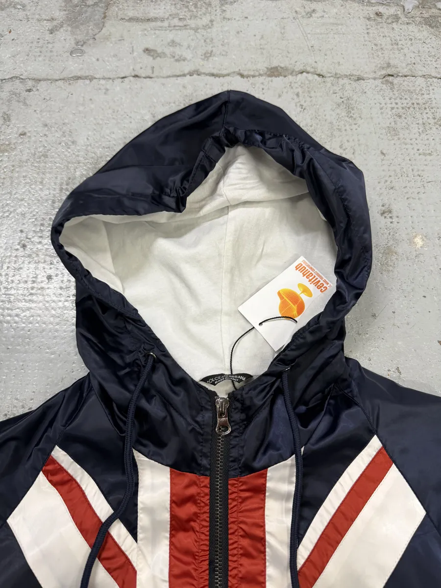 2010s Dolce & Gabbana UK Flag Hooded Navy Jacket - Image 9