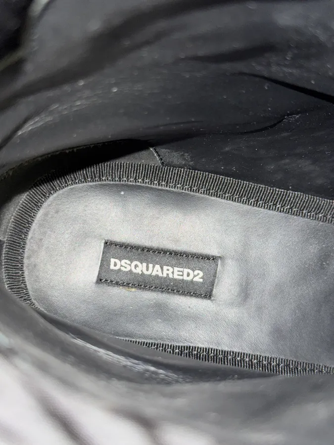 2010s Dsquared2 Futuristic Lace Up Black Leather Boots - Image 7