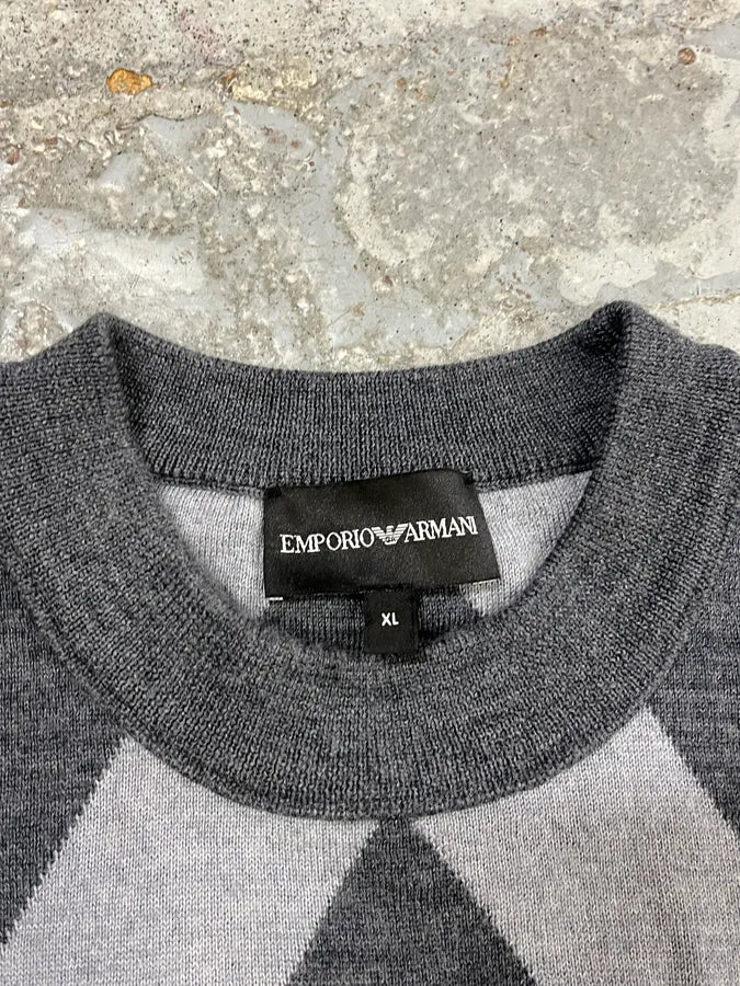 2010s Emporio Armani V Lines White & Grey Sweater - Image 9