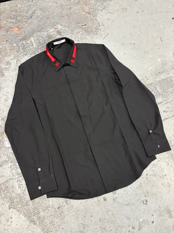 2010s Givenchy Black & Red Stars Shirt by Riccardo Tisci - Image 4