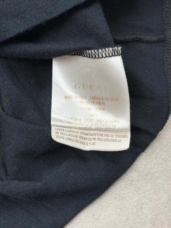2010s Gucci Black Floral Embellished T-Shirt - Image 9